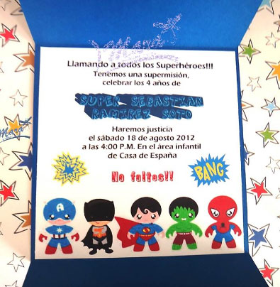 Frase para tarjeta de cumpleaños de Super Héroes